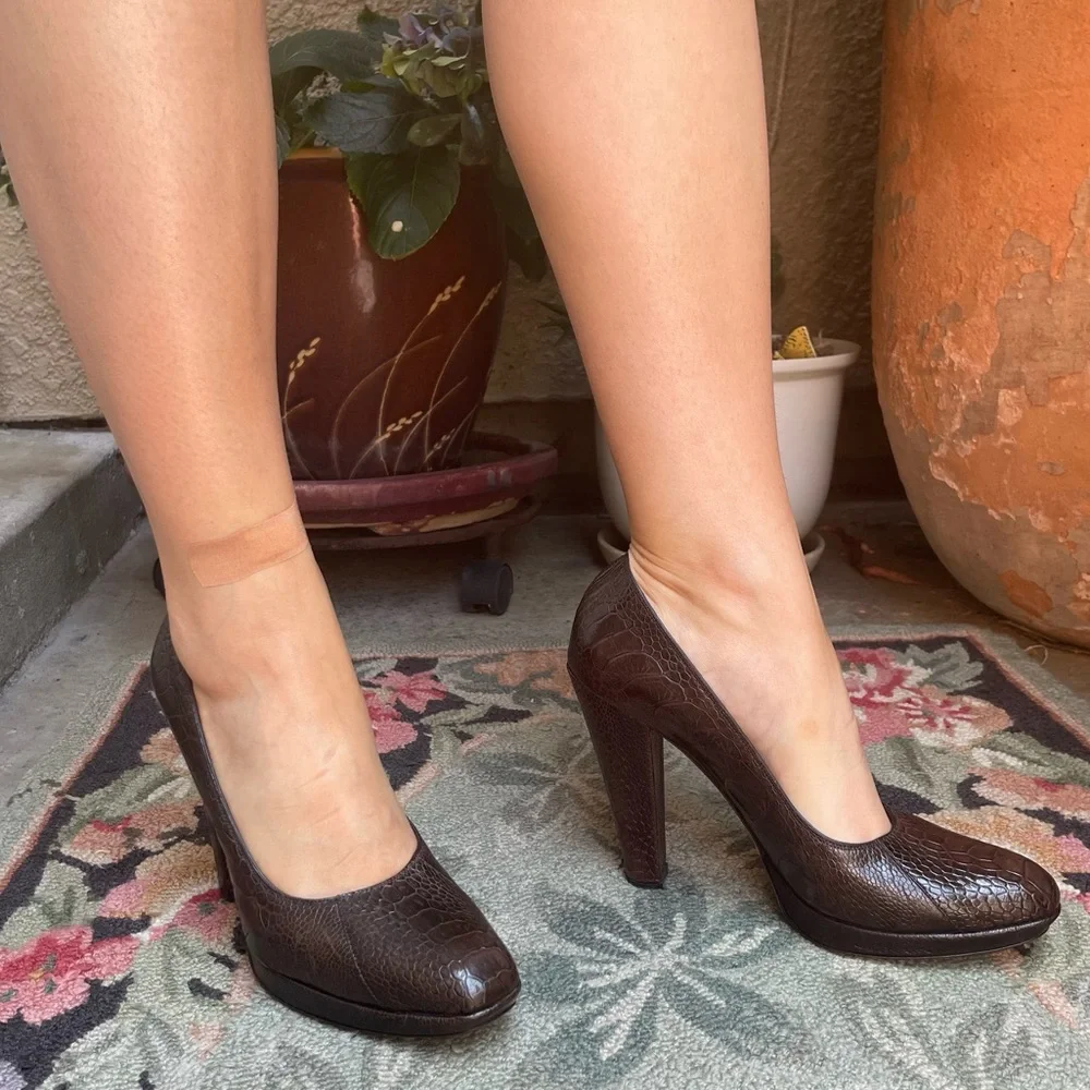 New Gucci Dark Brown Alligator/Leather Heels Elegant Design - Picture 7 of 13